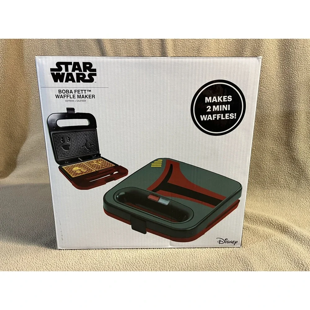 Star Wars Boba Fett Waffle Maker Makes 2 Mini Waffles Nonstick Plates‎